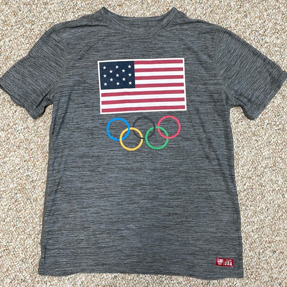 Old Navy team apparel tee